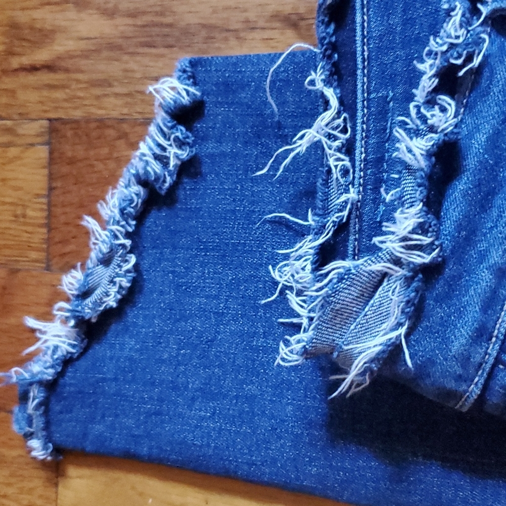 Paige Premium Denim - Picture 4 of 7